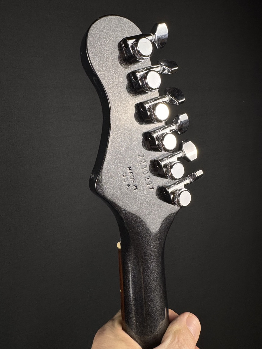 Harmony Harmony Comet Semi-Hollow Guitar, Space Black, Mono Bag B-STOCK - Guitars