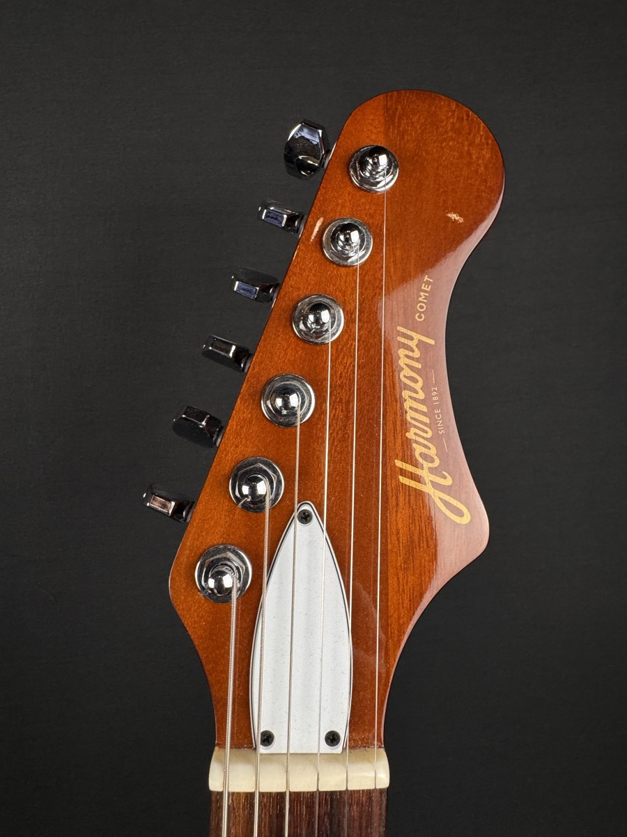 Harmony Harmony Comet Semi-Hollow Guitar, Sunburst, Mono Bag - Guitars