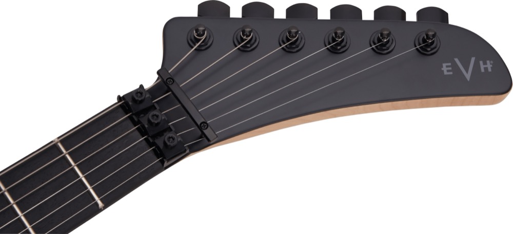 EVH EVH 5150 Series Standard, Ebony, Stealth Black - Guitars