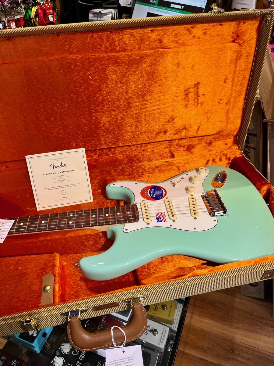 Fender Fender Jeff Beck Signature Strat, Surf Green - Guitars