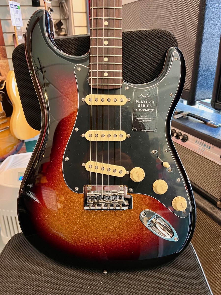 Fender Fender Player II Strat Limited, Rosewood Board In Sparkle 3 Colour Sunburst - Guitars