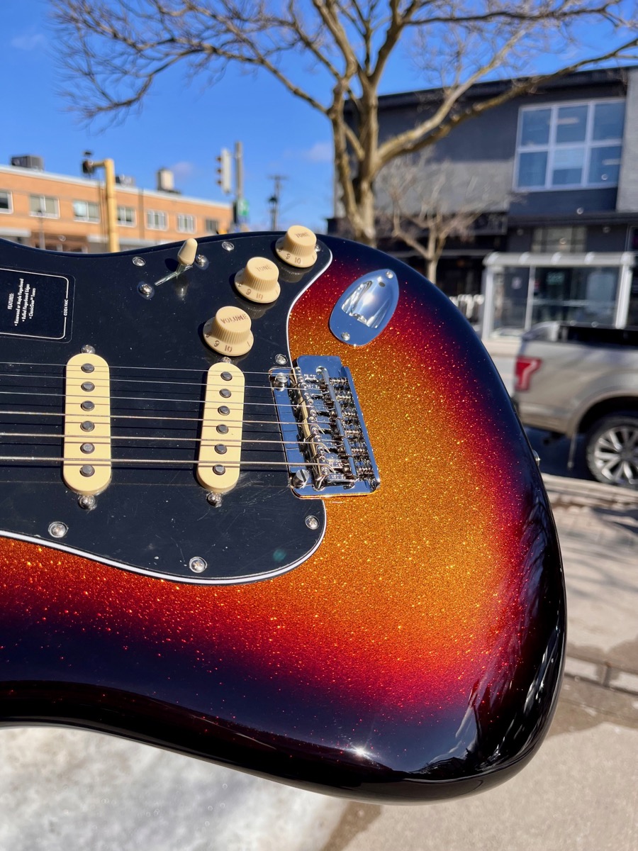 Fender Fender Player II Strat Limited, Rosewood Board In Sparkle 3 Colour Sunburst - Guitars