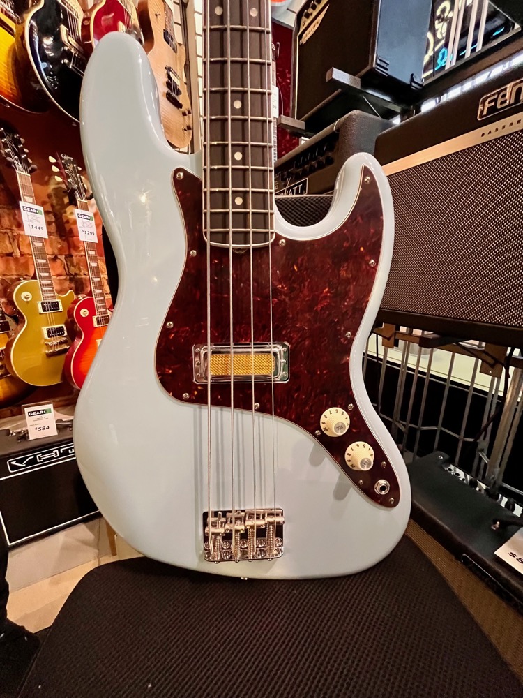 Fender Fender Gold Foil Jazz Bass In Sonic Blue w/Bag - Basses