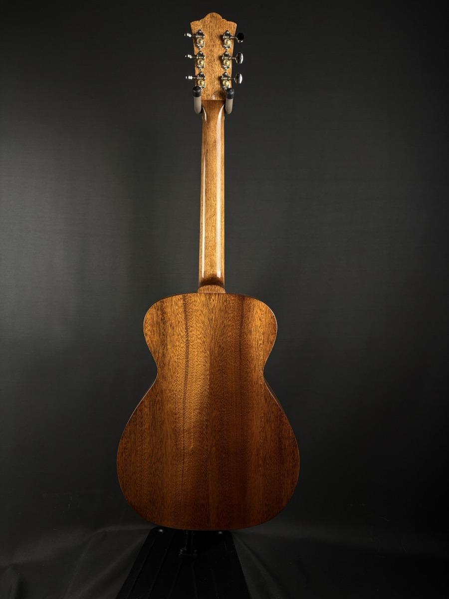 Guild Guild M-120 Mahogany, All Solid Wood, Acoustic Guitar in Natural, Deluxe Gig Bag - Guitars