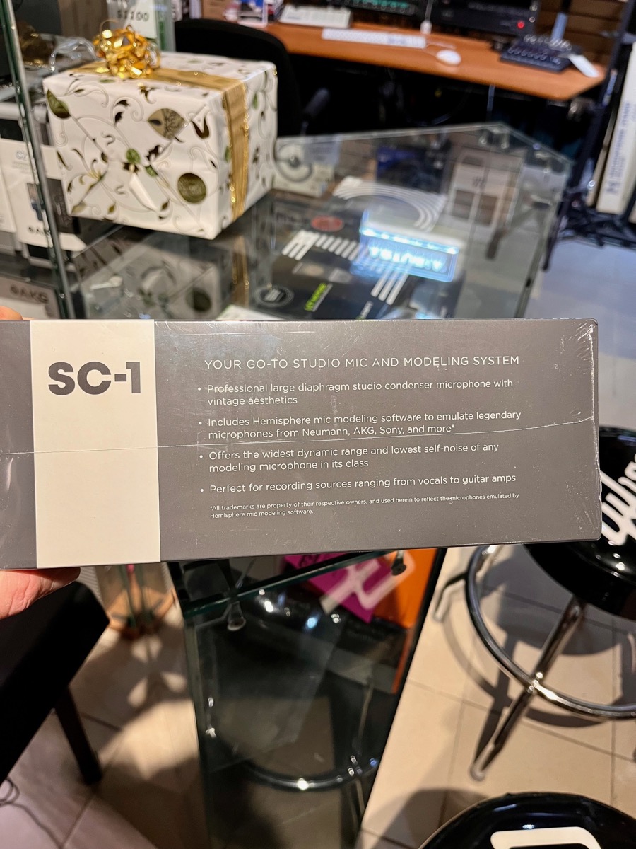 Universal Audio Universal Audio SC-1 Standard Condenser Mic With Hemisphere Modeling - Recording