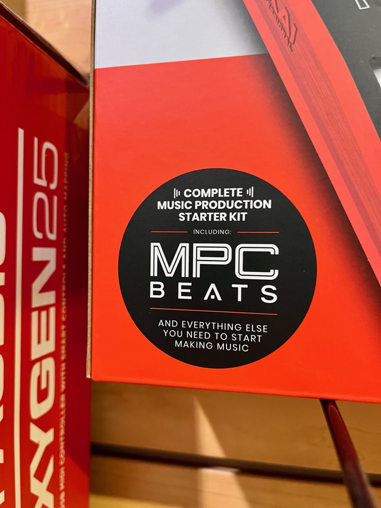 Akai Akai MPK MINI PLUS Mini Controller Keyboard - Recording