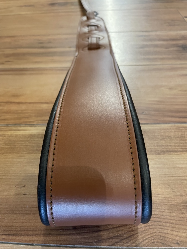Misc Roxbury 2.5" Padded Leather Guitar Strap - Brown - Guitars
