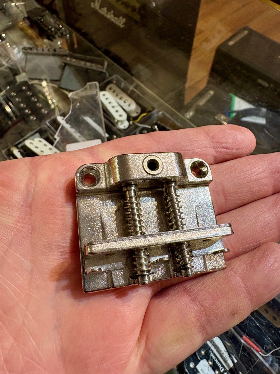 Schaller Schaller Sure Claw - Cracked Box - Guitars