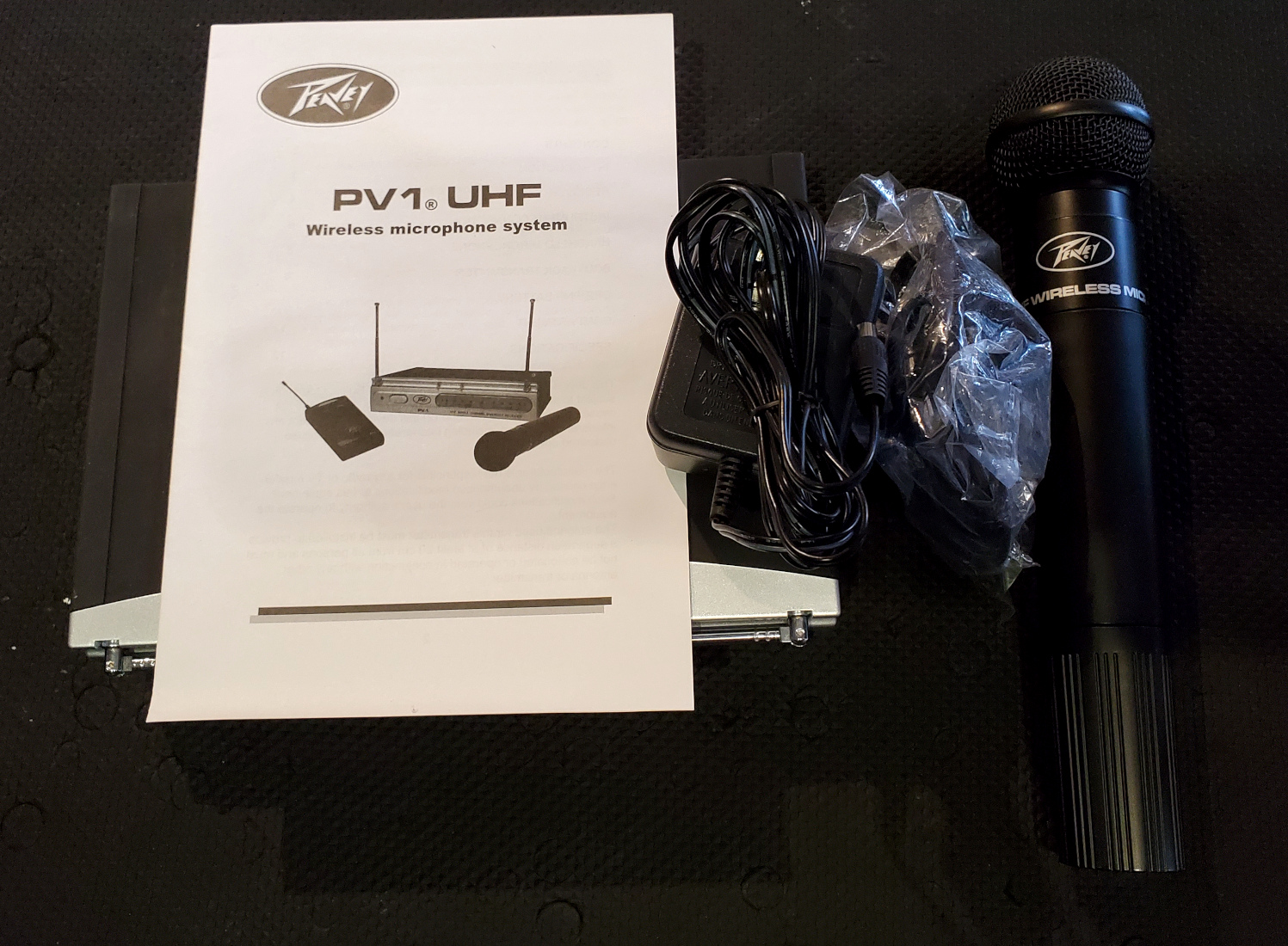 Misc USED Peavey PV-1 UHF Wireless Mic Set - CONSIGNMENT - Used
