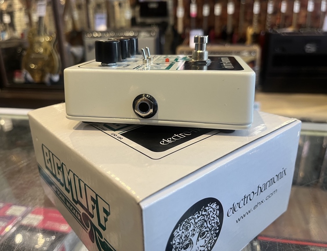 Electro Harmonix USED Electro Harmonix Big Muff w/Tone Wicker w/Box - Used