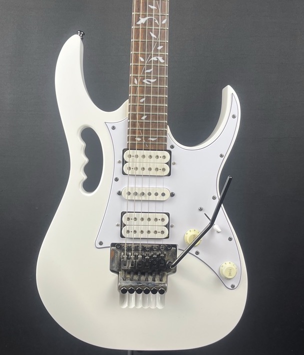 Ibanez USED Ibanez Jem JR Steve Vai Signature Jem In White - Used