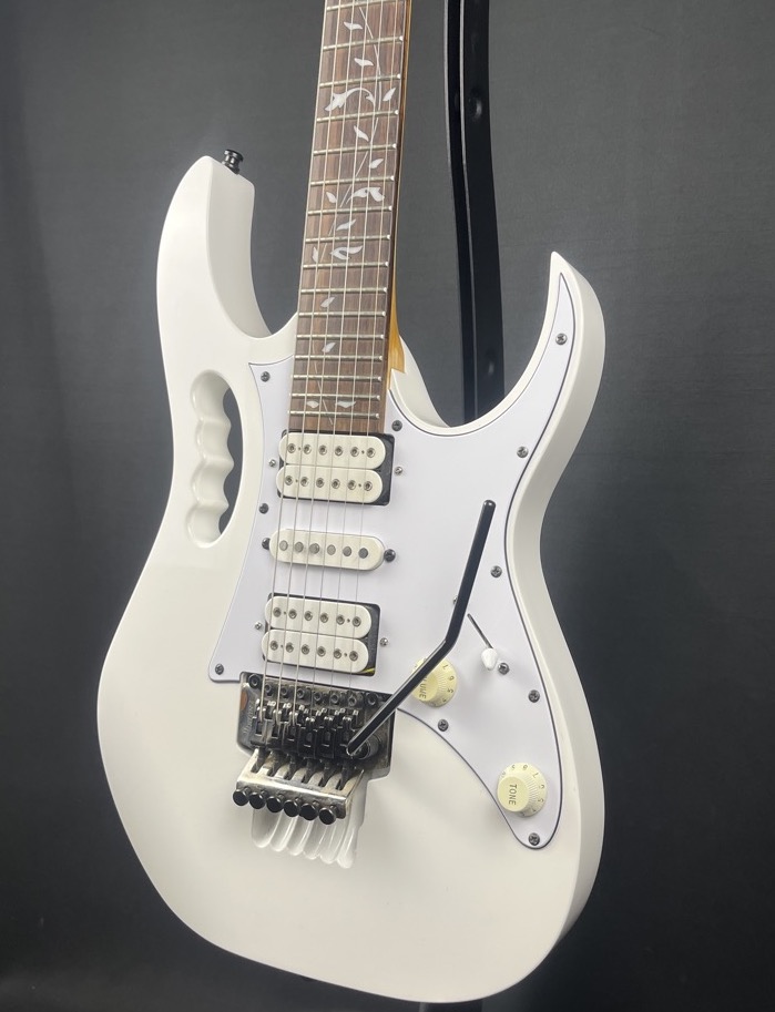 Ibanez USED Ibanez Jem JR Steve Vai Signature Jem In White - Used