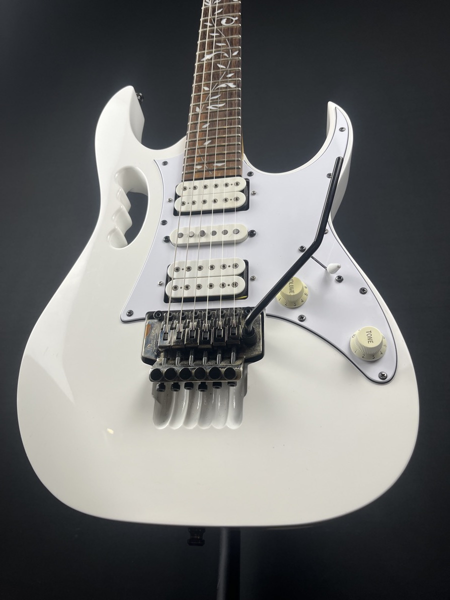 Ibanez USED Ibanez Jem JR Steve Vai Signature Jem In White - Used