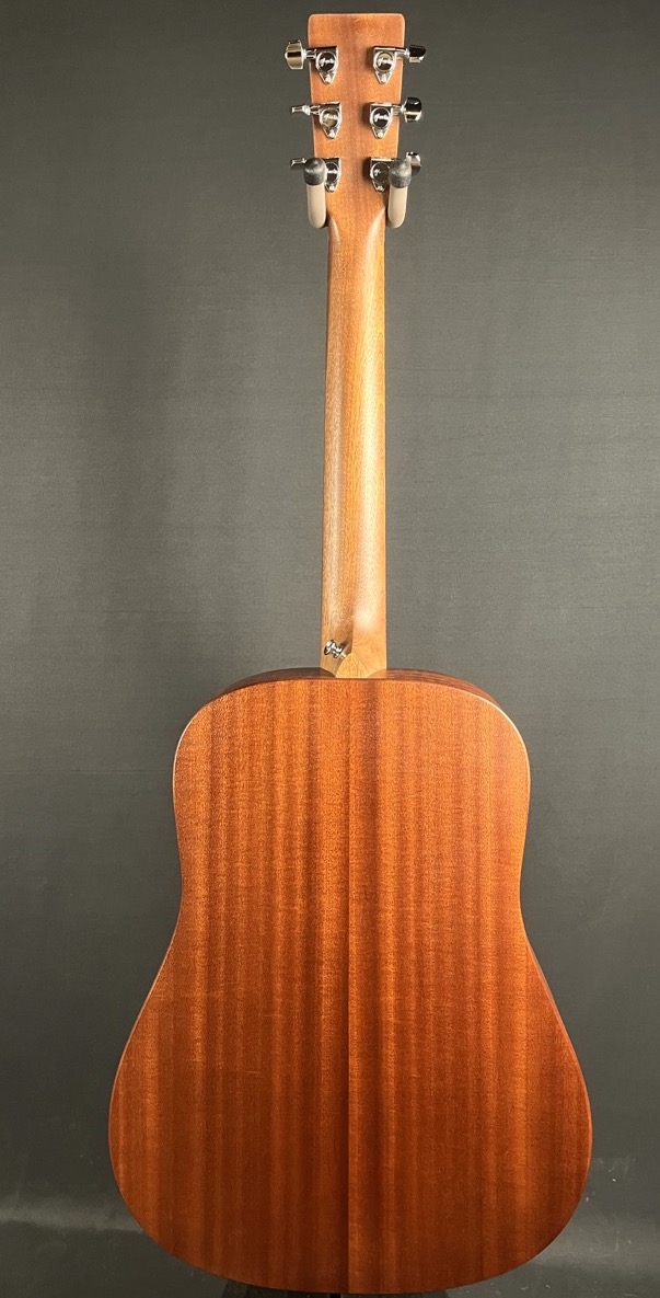 Martin USED Martin D JR-10 E Dreadnought Junior w/Bag - Used