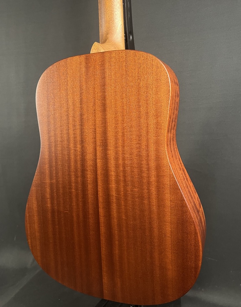 Martin USED Martin D JR-10 E Dreadnought Junior w/Bag - Used
