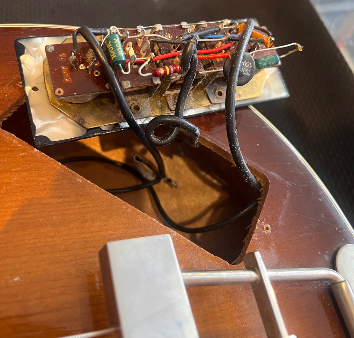 Misc USED Hofner Violin 500/1 Bass circa 1966 w/Case - CONSIGNMENT - Used