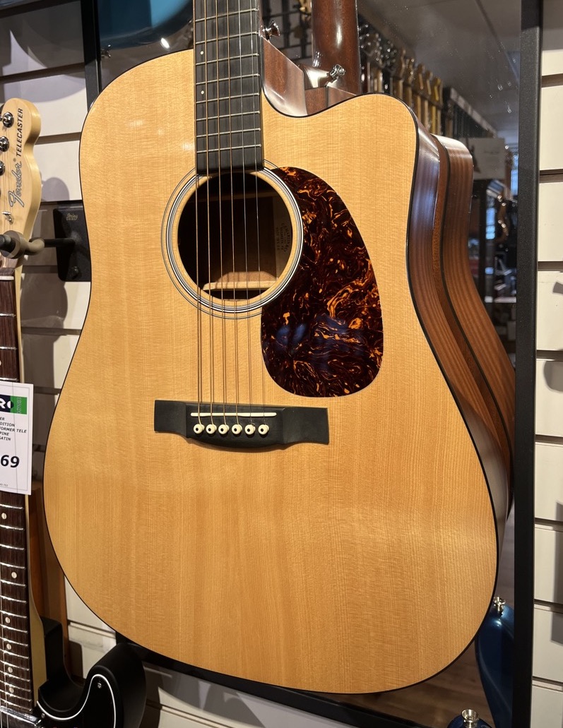 Martin USED Martin DCPA4 Performing Artist Natural w/OHSC - Used