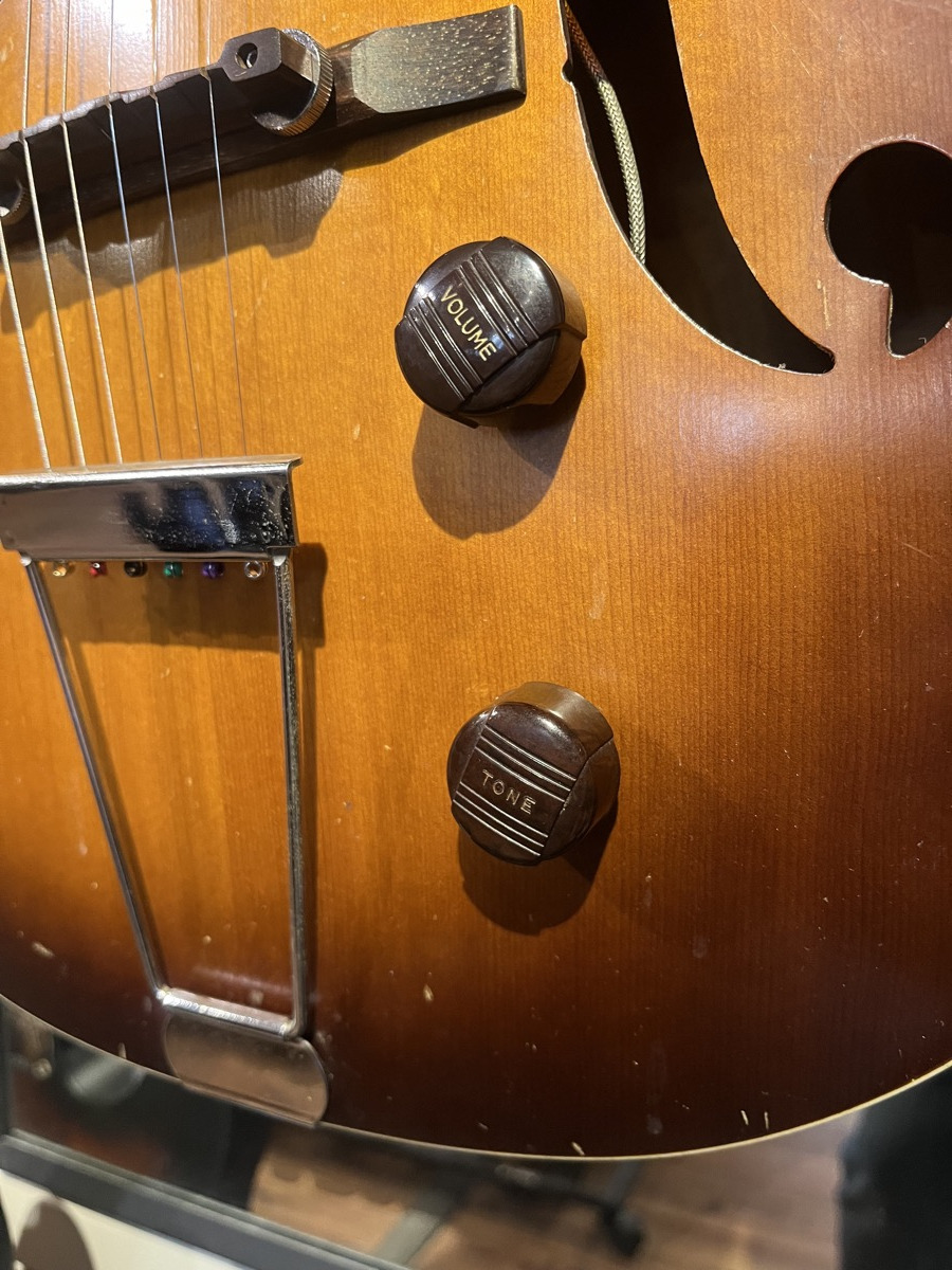 Misc USED Harmony Montgomery Wards H51 8384 Archtop Guitar P13 Pickup w/Case - Used