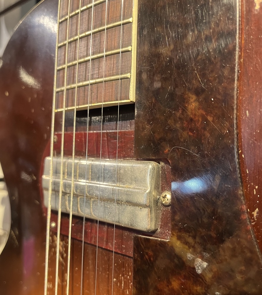 Misc USED Harmony Montgomery Wards H51 8384 Archtop Guitar P13 Pickup w/Case - Used