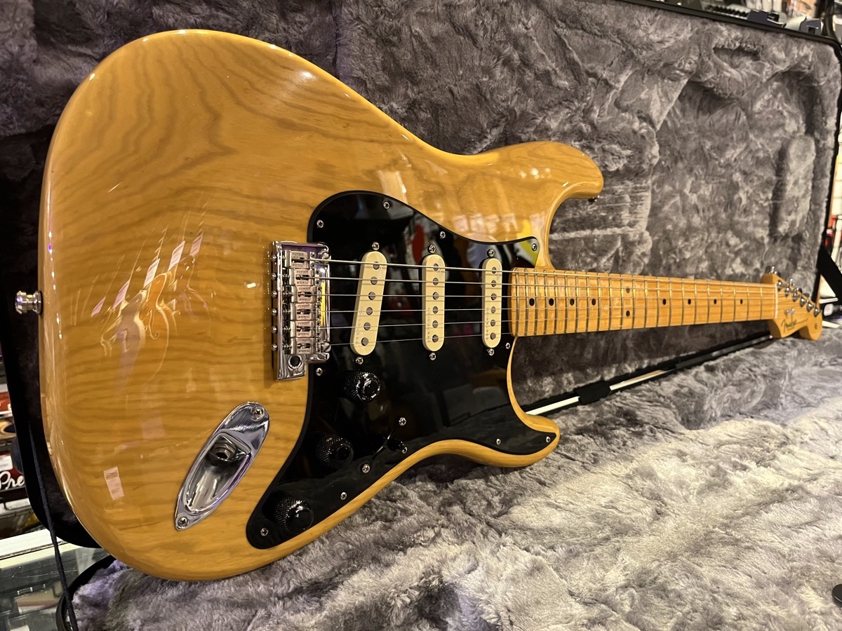 Fender USED Fender 2018 FSR American Performer Stratocaster Butterscotch w/OHSC - Used