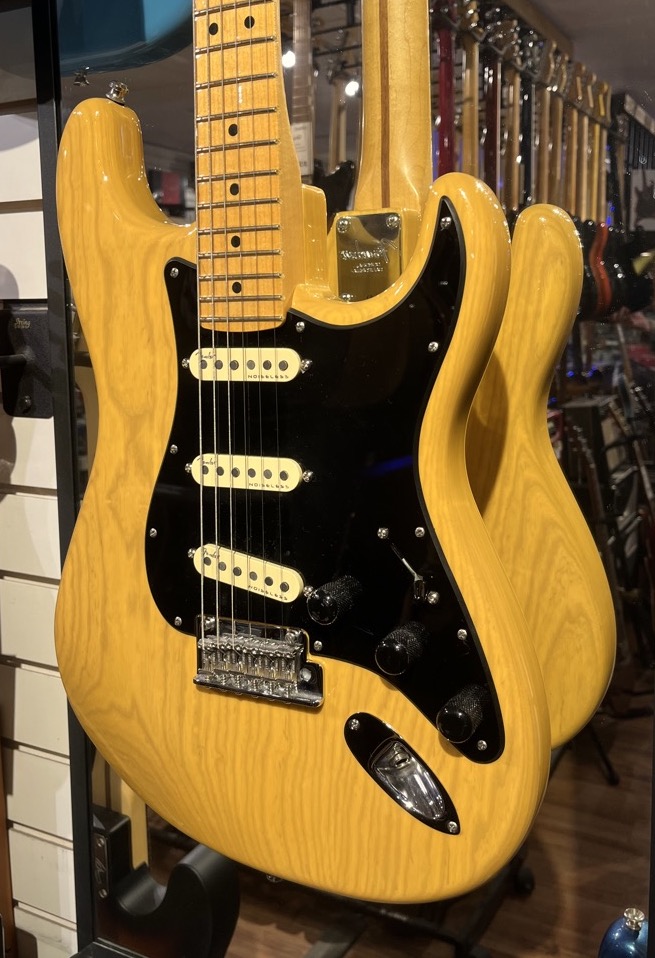 Fender USED Fender 2018 FSR American Performer Stratocaster Butterscotch w/OHSC - Used