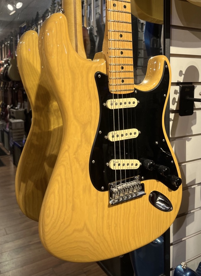 Fender USED Fender 2018 FSR American Performer Stratocaster Butterscotch w/OHSC - Used