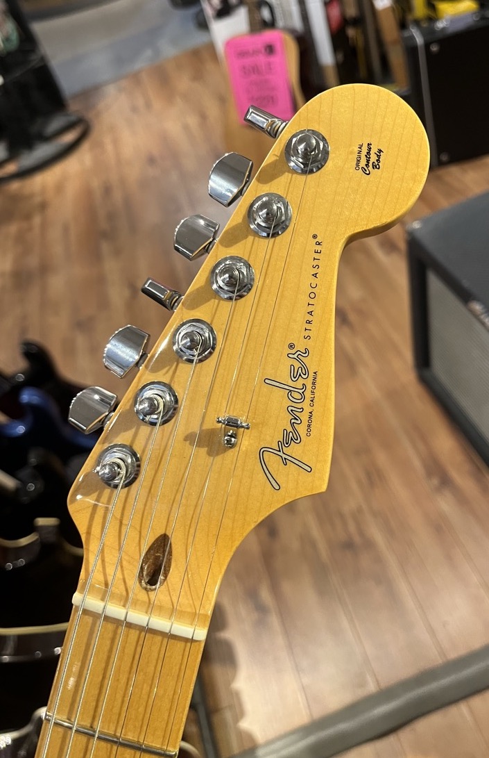 Fender USED Fender 2018 FSR American Performer Stratocaster Butterscotch w/OHSC - Used