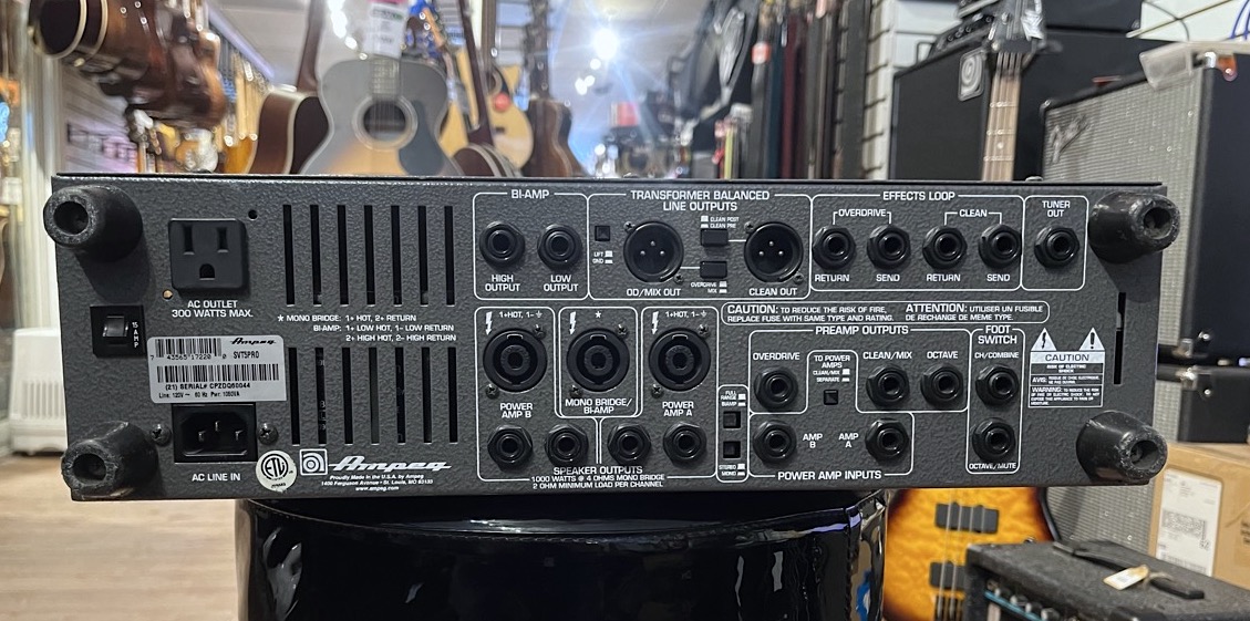 Ampeg USED Ampeg SVT-5 Pro 1000 Watt Bass Amp Head - Used