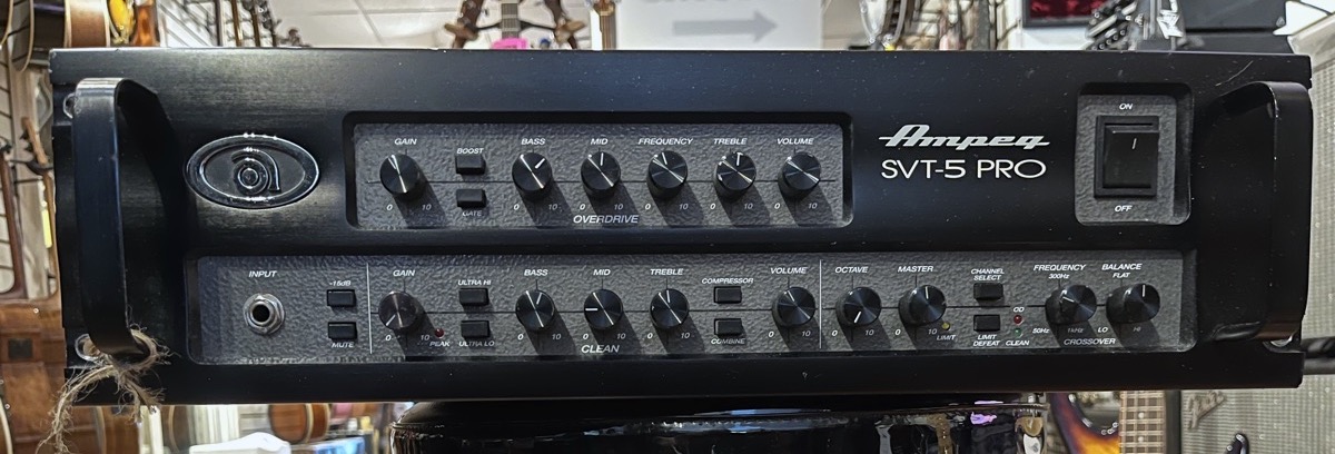Ampeg USED Ampeg SVT-5 Pro 1000 Watt Bass Amp Head - Used