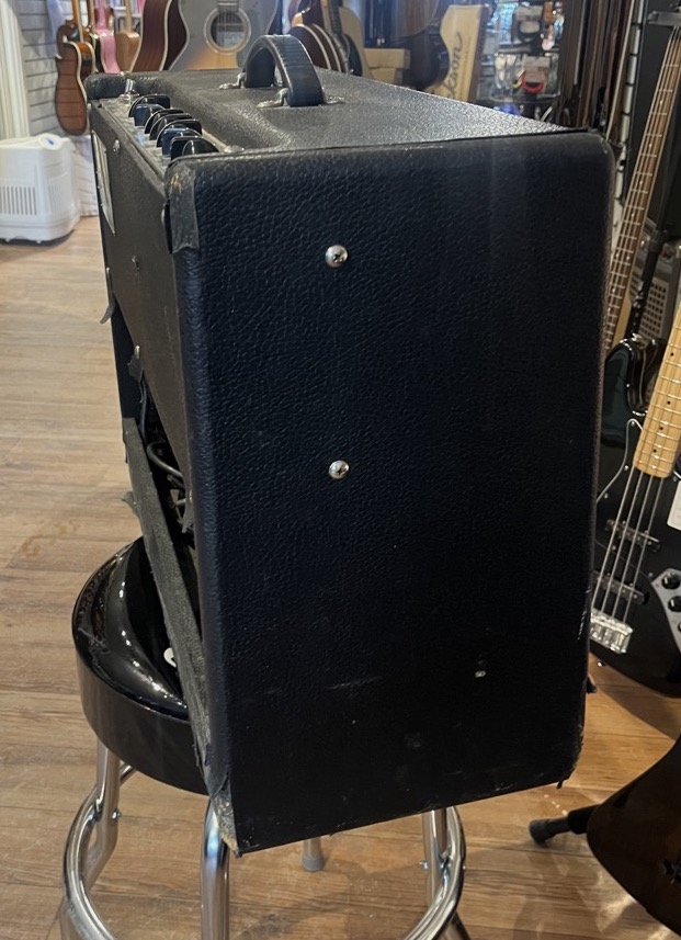 Fender USED Fender Hot Rod Deluxe 1x12 40 Watt Amplifier - CONSIGNMENT - Used