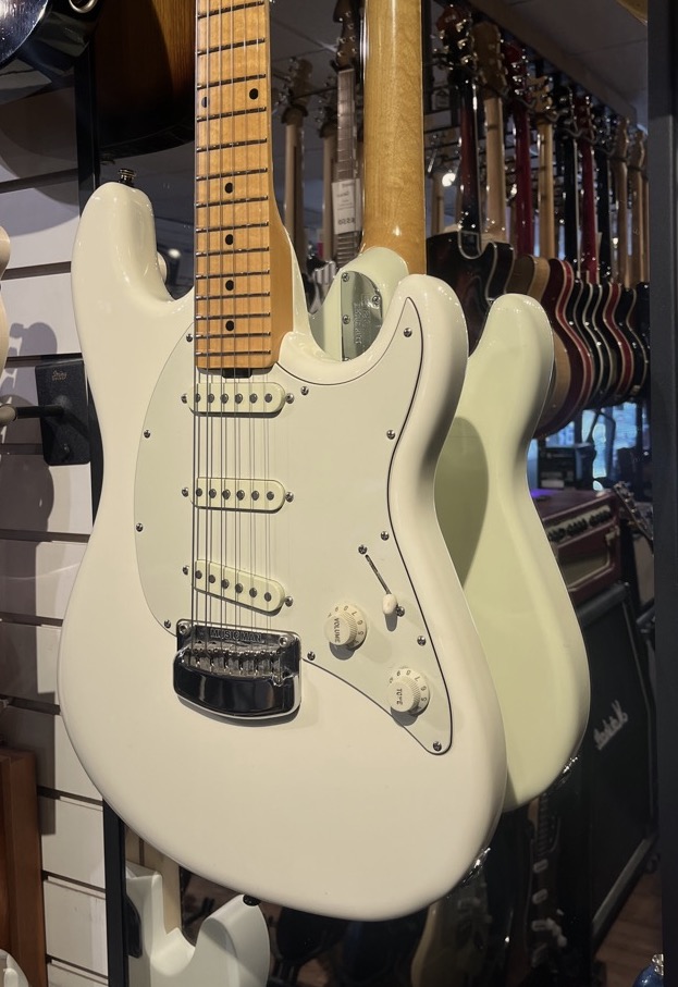Ernie Ball USED Ernie Ball Music Man 2016 Cutlass Ivory w/OHSC - Used