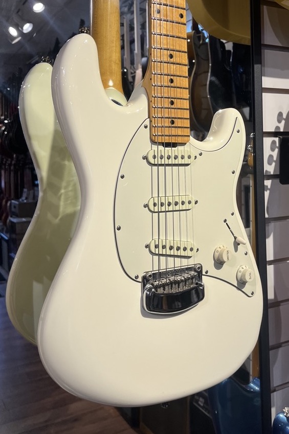 Ernie Ball USED Ernie Ball Music Man 2016 Cutlass Ivory w/OHSC - Used