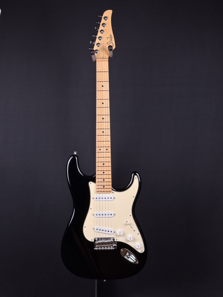 USED Suhr Classic Pro SSS Strat Style w/Bag  &hellip;