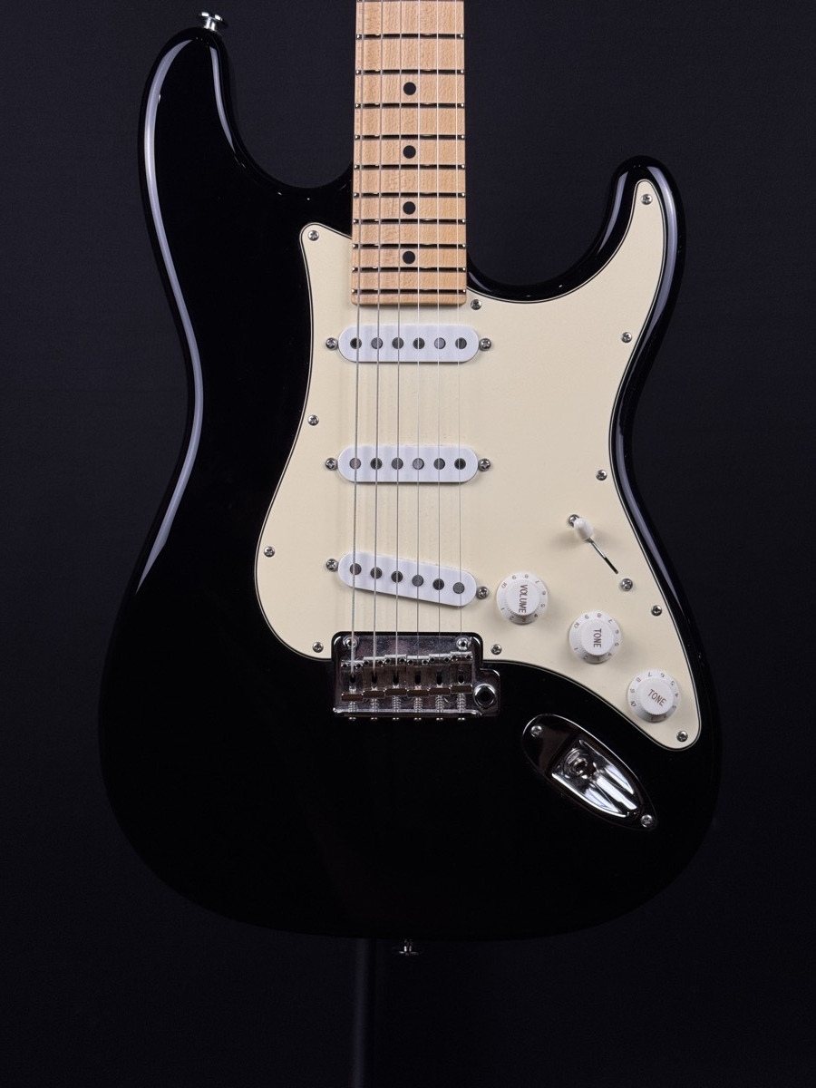 Misc USED Suhr Classic Pro SSS Strat Style w/Bag - CONSIGNMENT - Used