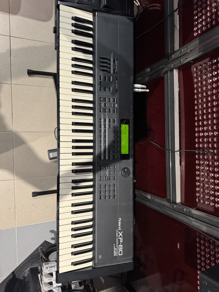 Roland USED Roland XP-80 76 Key Synth, Bag, Fully Serviced, New Battery - CONSIGNMENT - Used