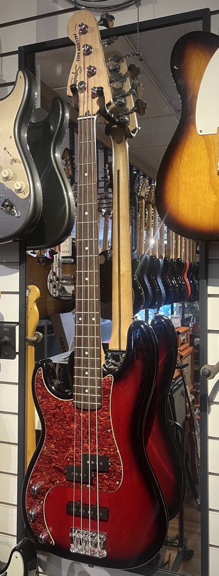 USED Squier Lefty P Bass Deluxe Standard  &hellip;