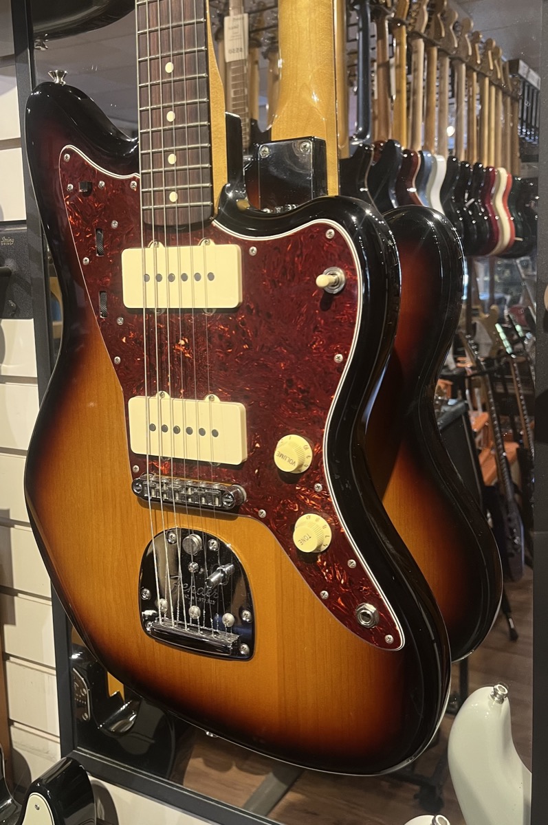 Fender USED Fender 2015 Classic Player Jazzmaster Special Sunburst - Used