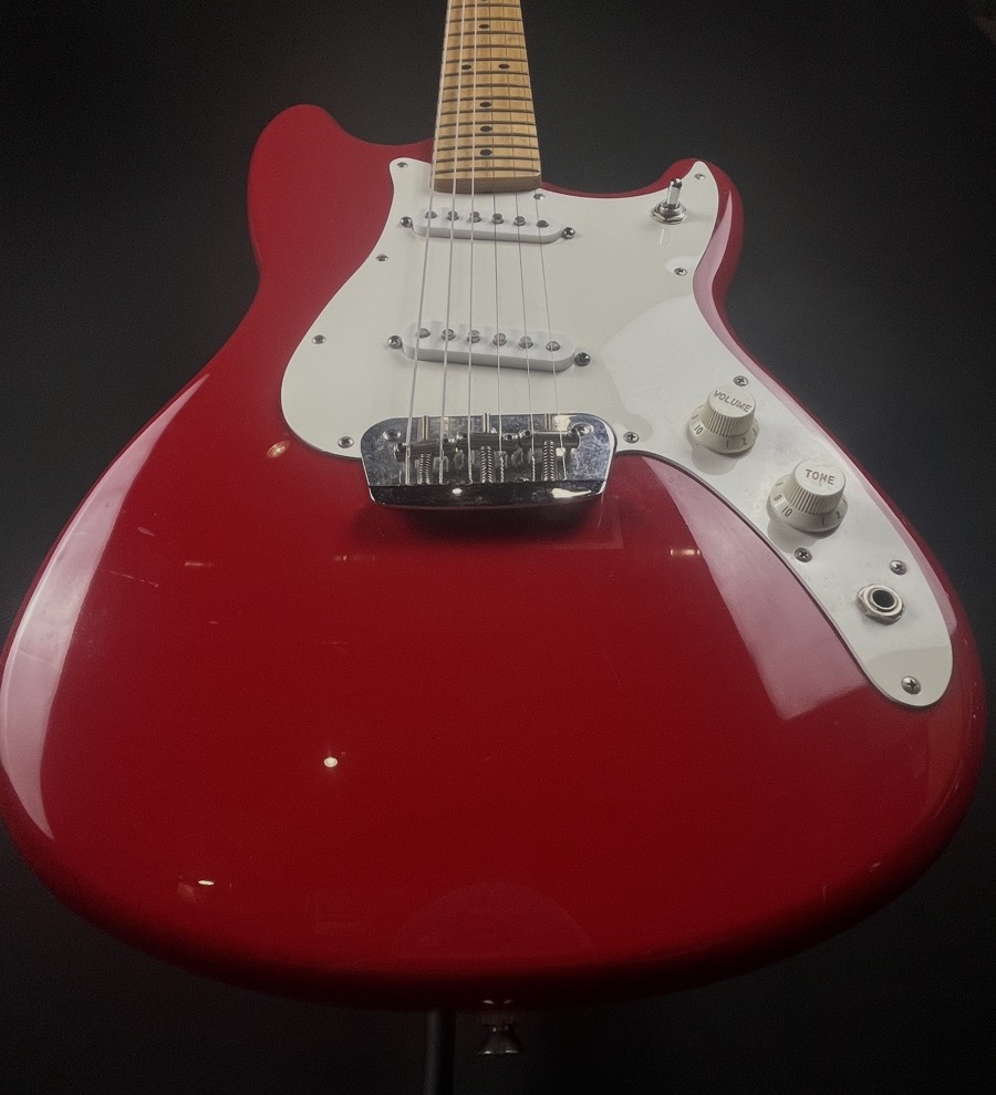 Fender USED Fender 1993 Duo Sonic Short Scale Electric Torino Red w/bag - Used