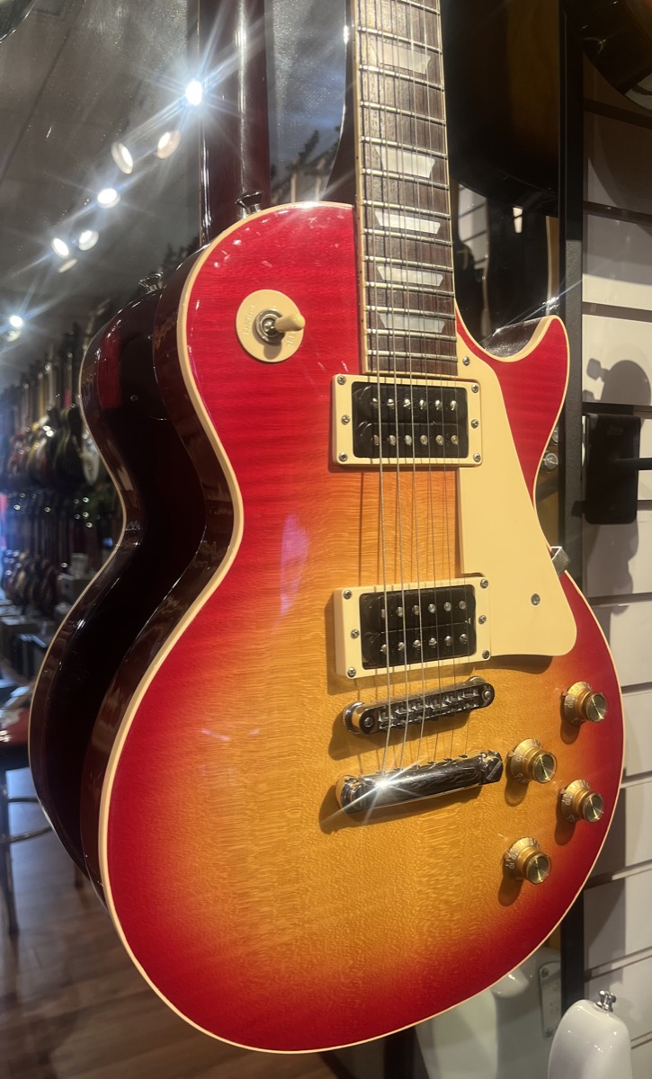 Gibson USED Gibson 1981 Les Paul Standard Cherry Burst w/OHSC - CONSIGNMENT - Used
