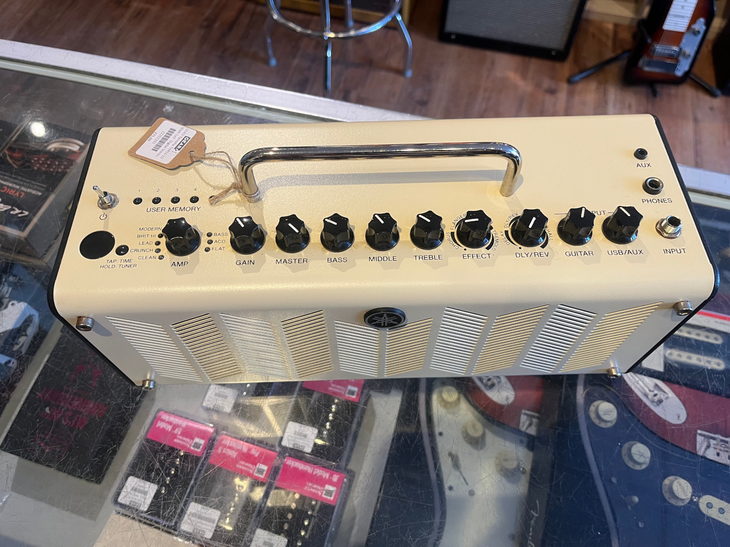 Yamaha USED Yamaha THR10 10 Watt 2x3" Digital Stereo Amplifier w/AC - Used