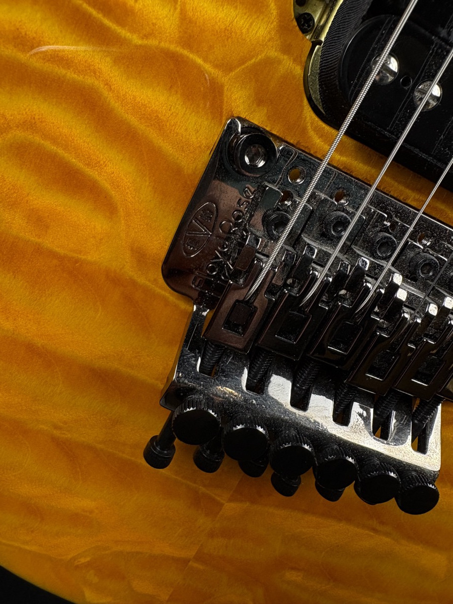 EVH USED EVH Wolfgang Standard QM Transparent Amber - Used