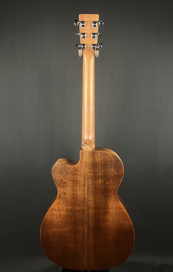 Martin USED Martin OOOC JR 10 Streetmaster  w/bag - CONSIGNMENT - Guitars