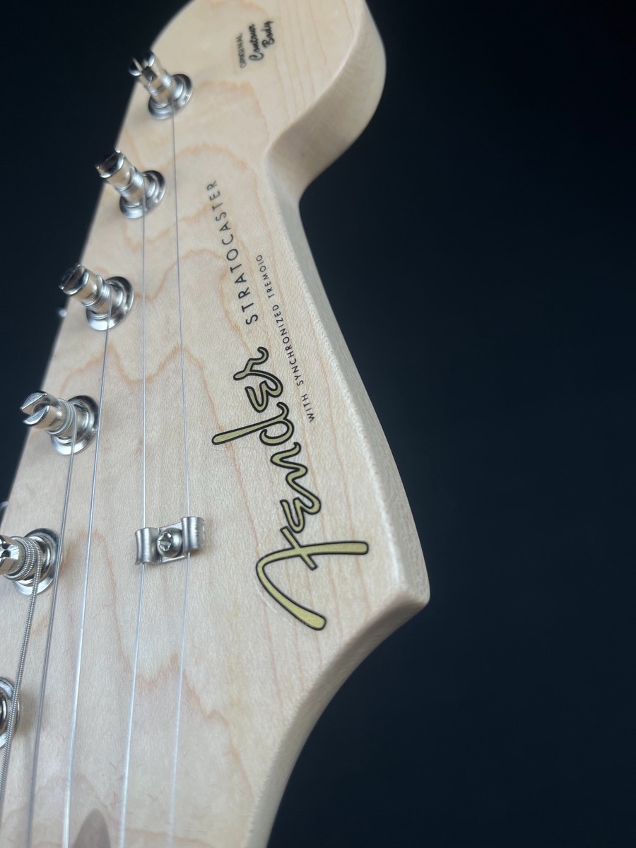 Fender Custom Shop USED Fender Custom Shop Eric Clapton Stratocaster Mercedes Blue w/OHSC - Used