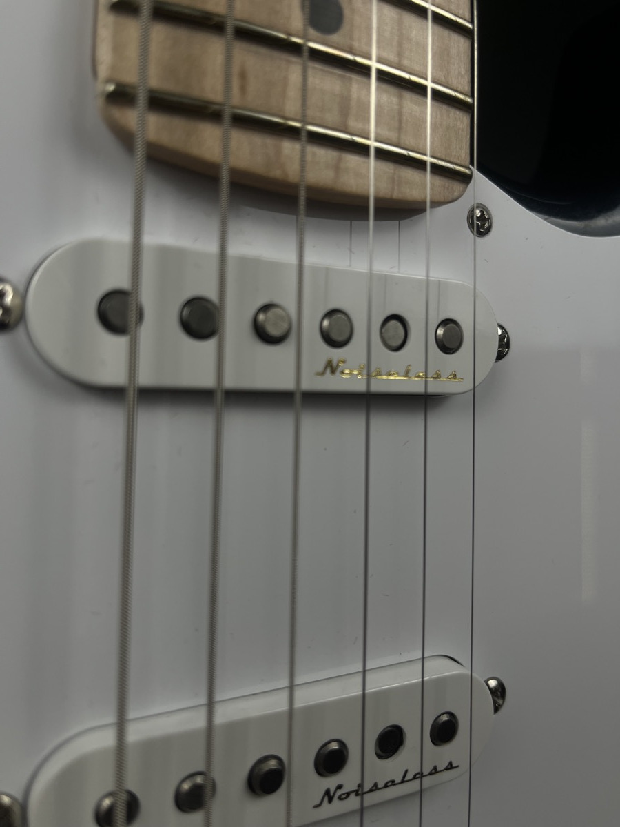 Fender Custom Shop USED Fender Custom Shop Eric Clapton Stratocaster Mercedes Blue w/OHSC - Used