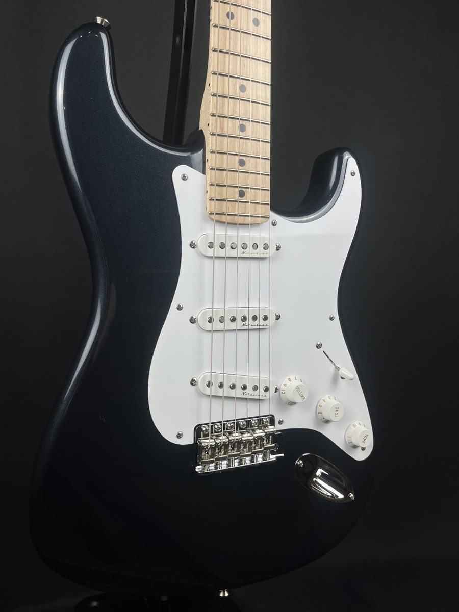 Fender Custom Shop USED Fender Custom Shop Eric Clapton Stratocaster Mercedes Blue w/OHSC - Used