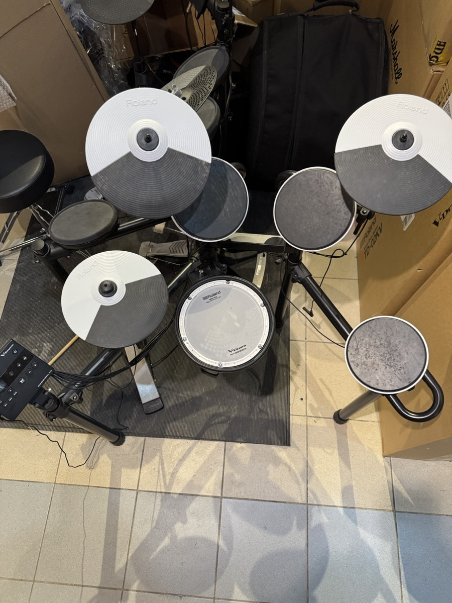 USED Roland TD-02KV Electronic Drum Kit