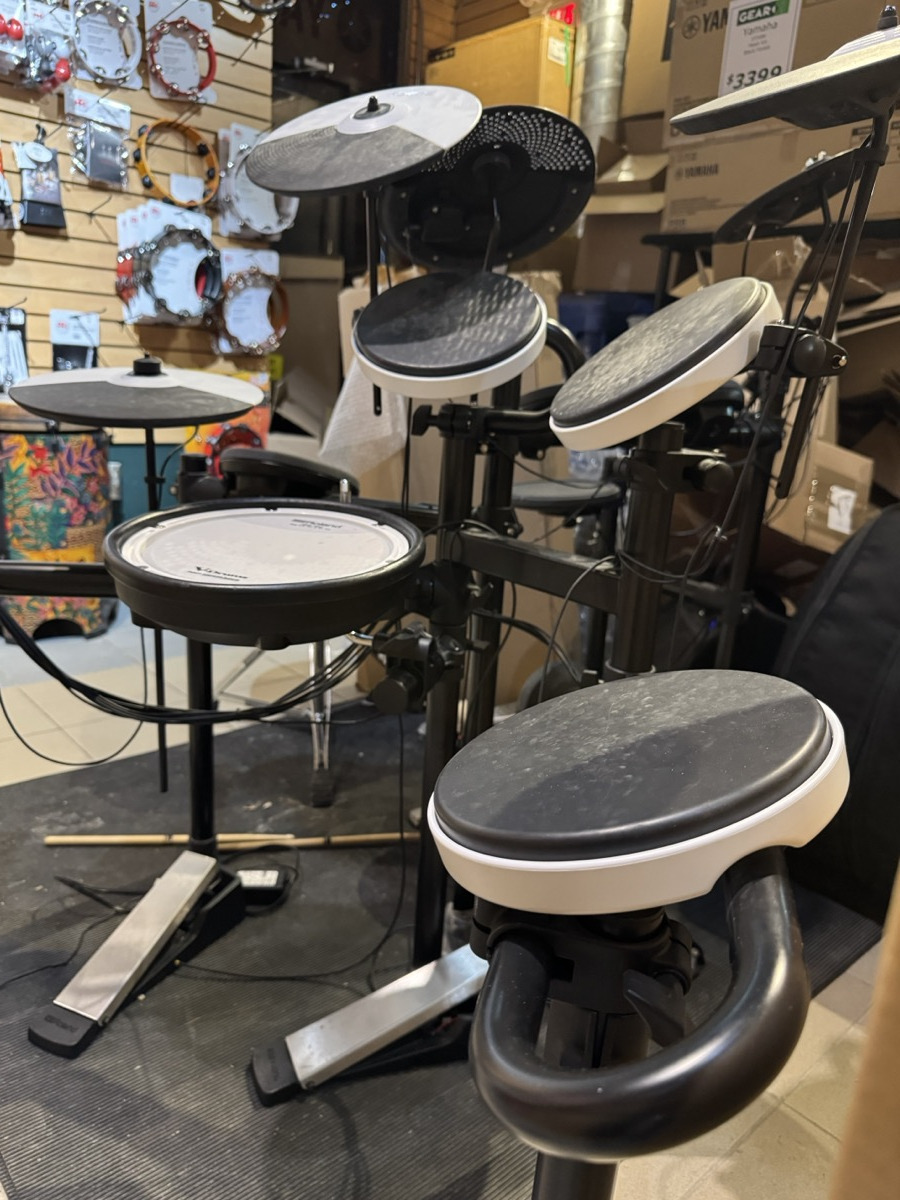 Roland USED Roland TD-02KV Electronic Drum Kit - Used