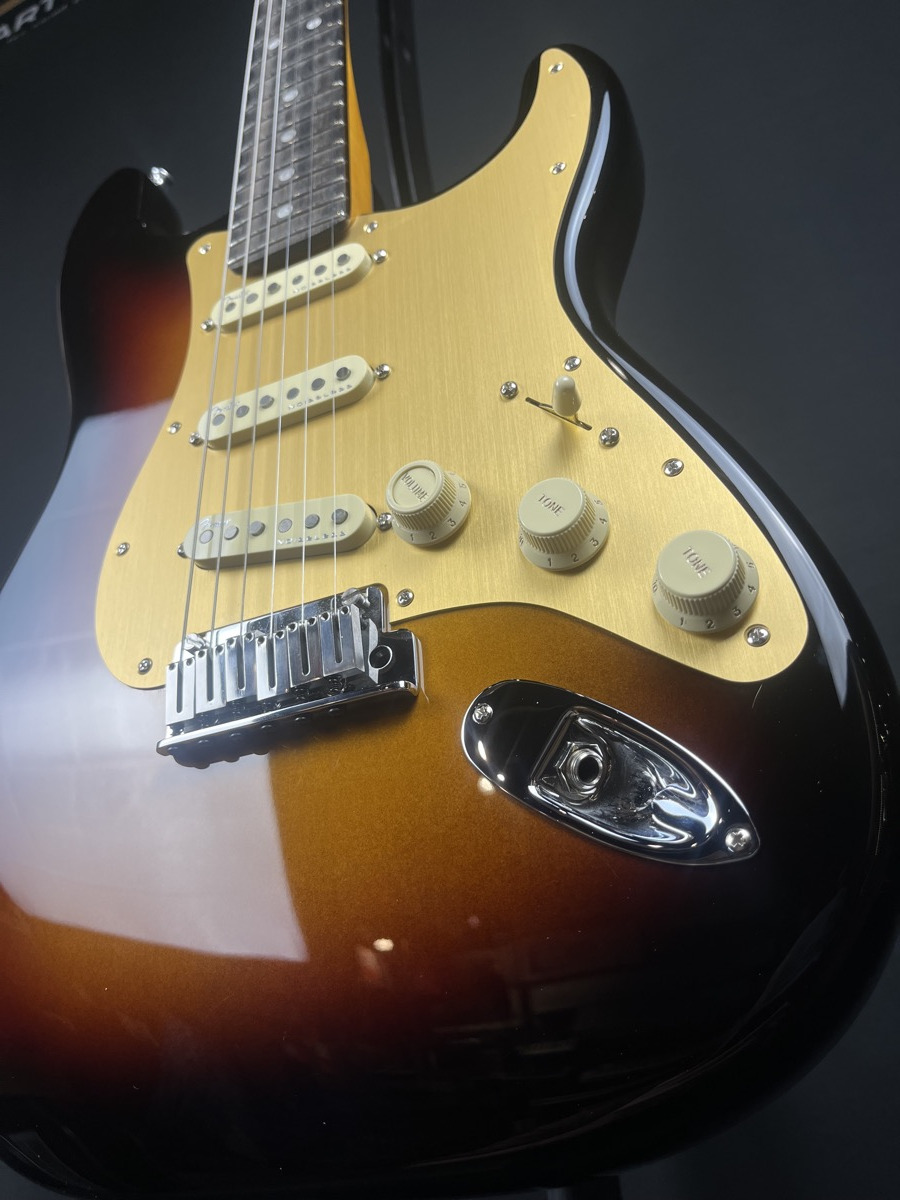 Fender USED Fender American Ultra Strat II 3 Tone Burst With Rosewood Neck w/OHSC - Used