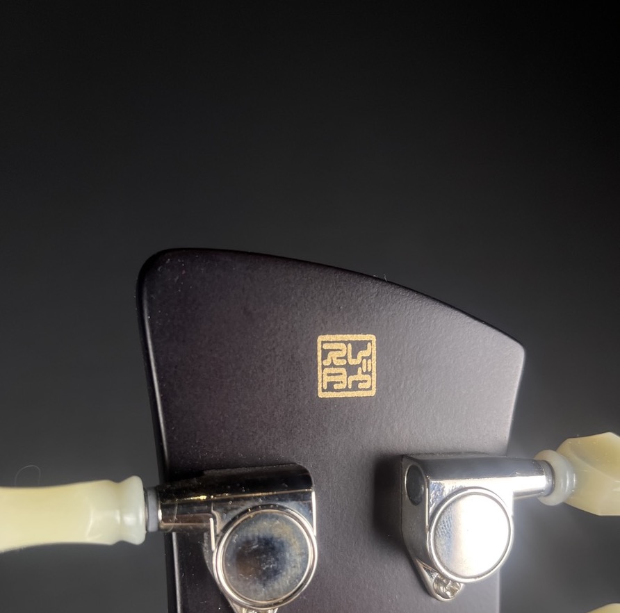 Yamaha USED Yamaha RSS02T Revstar Electric Guitar Black w/Bag - Used