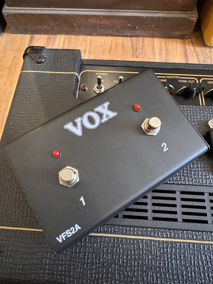Vox USED Vox AC15 Combo Tube 12" Speaker w/Footswitch - Used